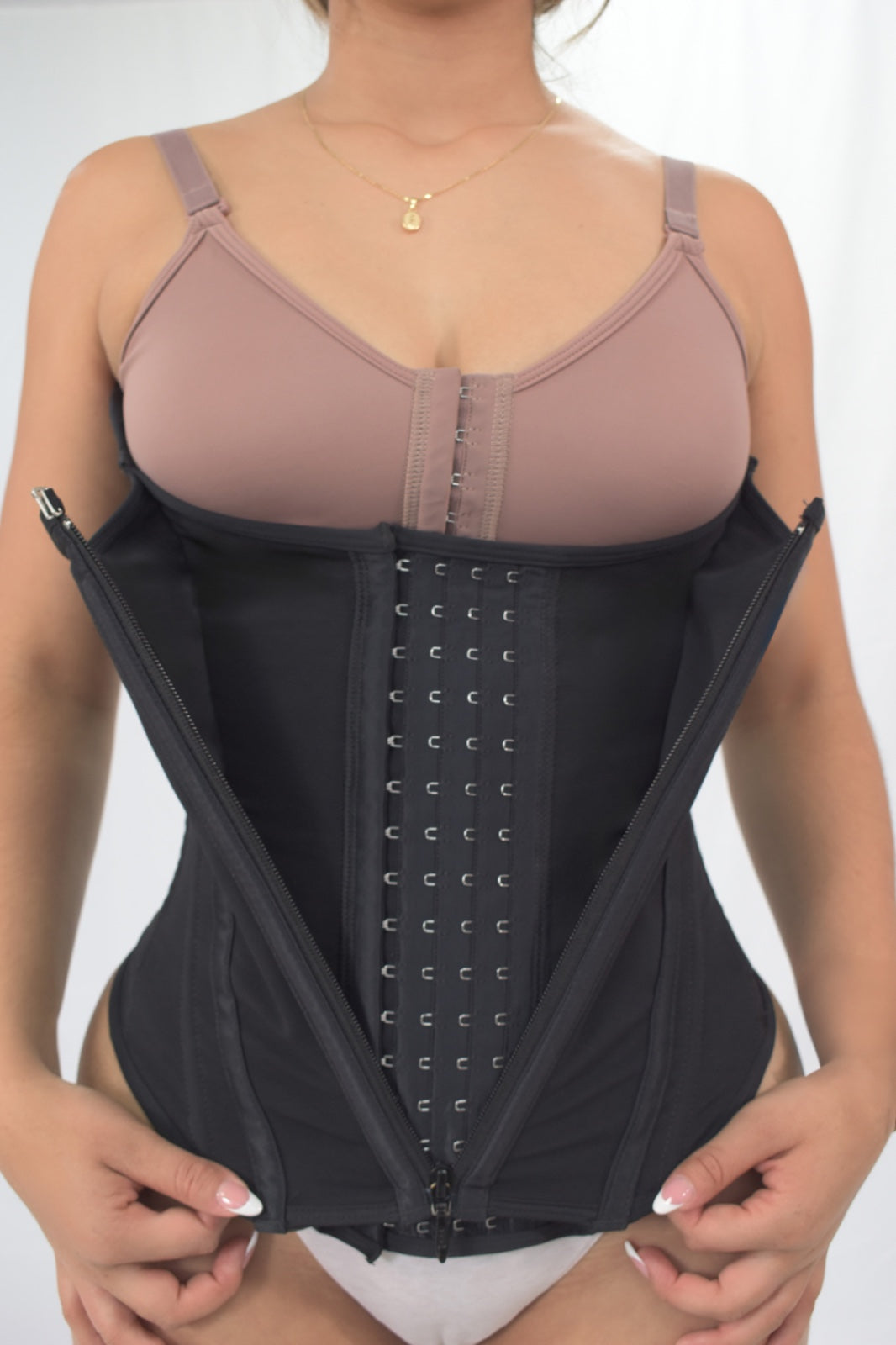 High-Control Strapless Corset Shapewear with Hooks, Invisible Closure & Sculpting Boning Ref.09533