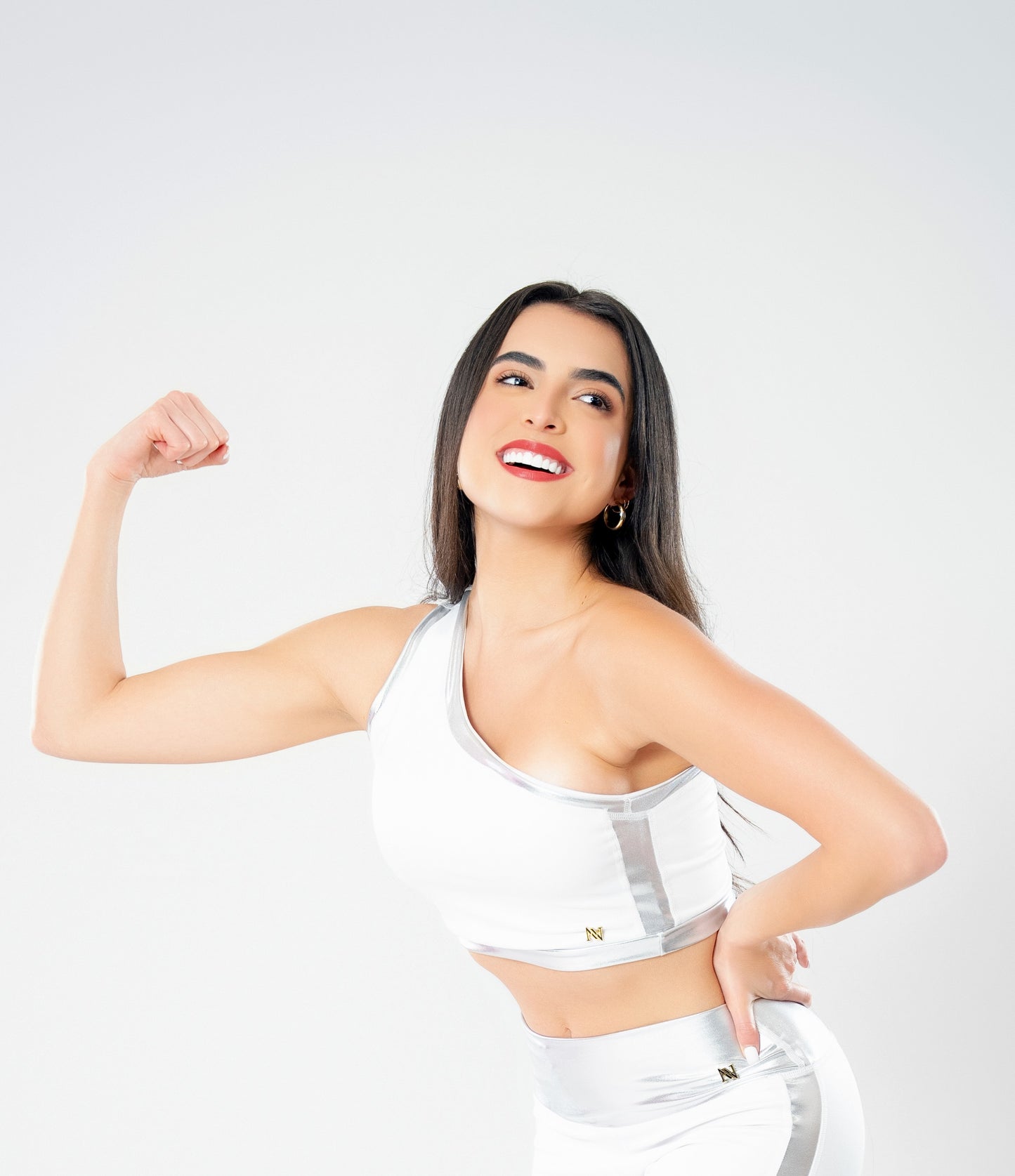 Moon Top – Sleek, Stylish & Effortlessly Chic Sleeveless Crop Top